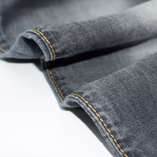 Zz0804 Leichter Denim-Stoff, 100 % Lyocell, schwarzer Denim-Stoff